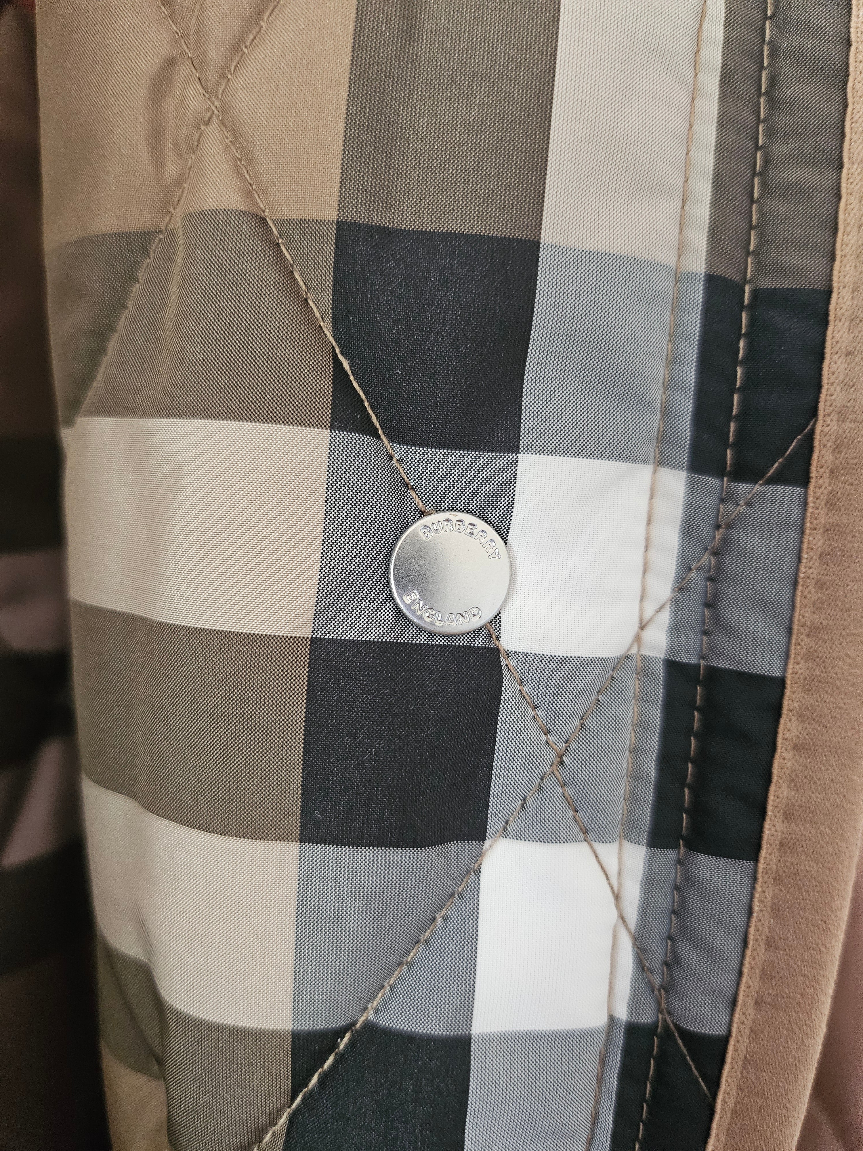 Burberry Jacket for ladies
