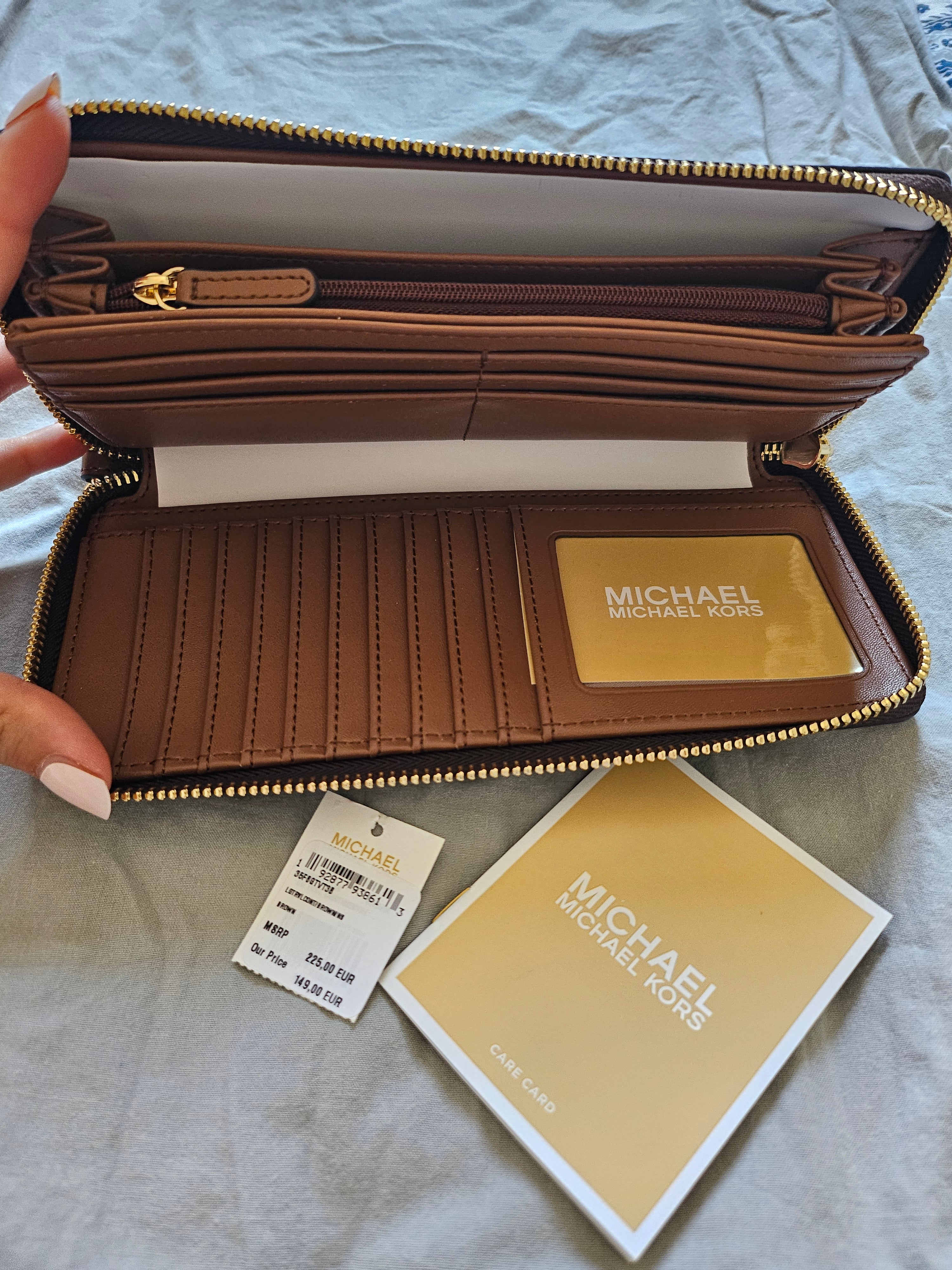 Michael Kors Jet Set Wallet