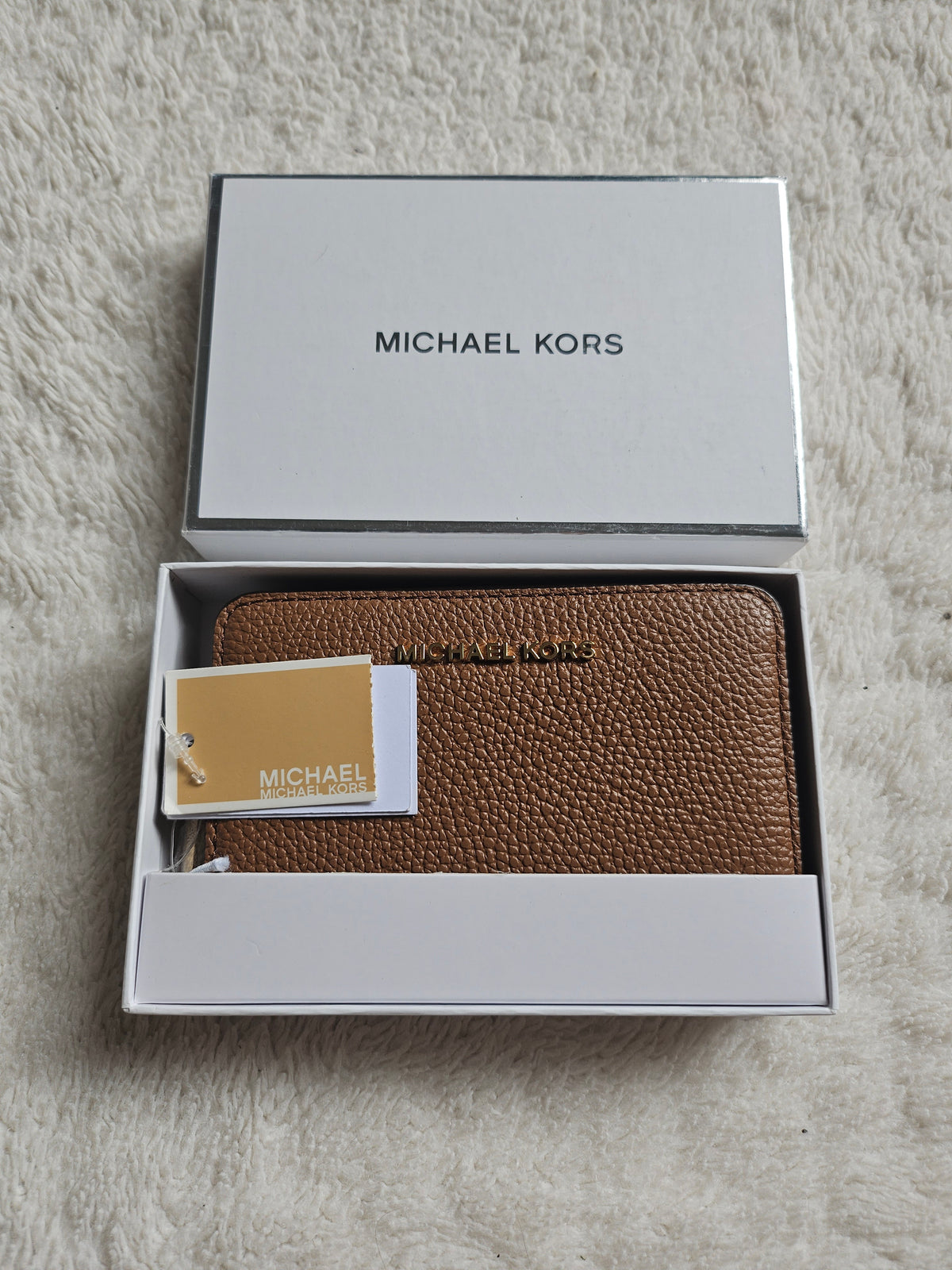 Small Michael Kors Jet Set Wallet